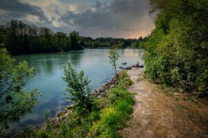 Ein Fluss mit L: der Lech (bei Landsberg)